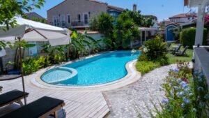 swimming-pool